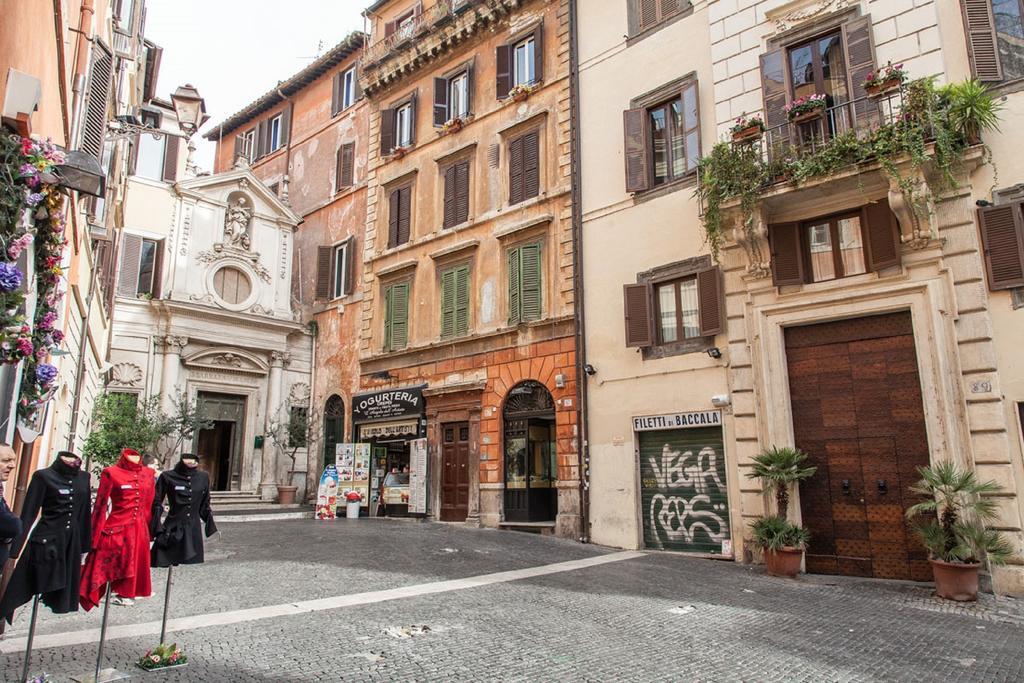 Boutique Domus Navona Librari Villa Roma Oda fotoğraf